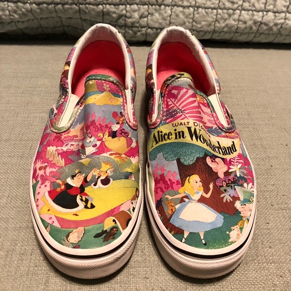 alice in wonderland vans size 9